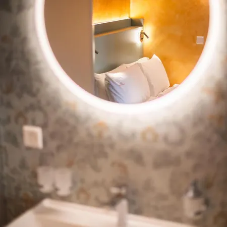 بيت ضيافة Palazzo Canetti - Piazza Grande - & - Easy Self Check-in 3*