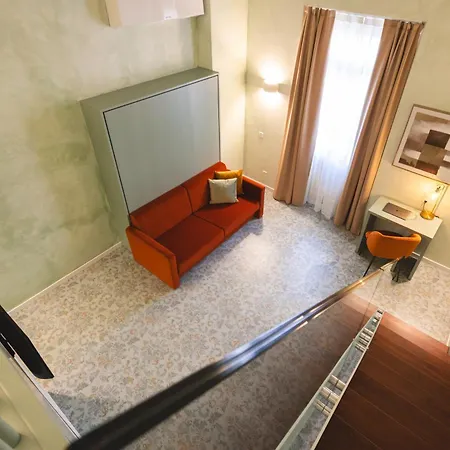 Palazzo Canetti - Piazza Grande - & - Easy Self Check-in بيت ضيافة
