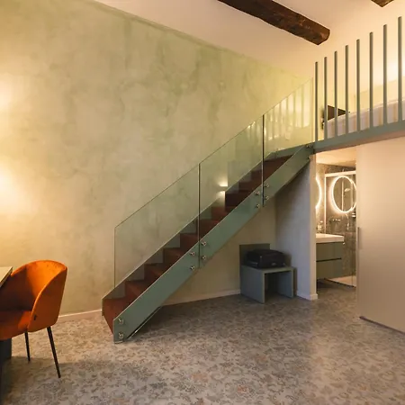Πανσιόν Palazzo Canetti - Piazza Grande - & - Easy Self Check-in *