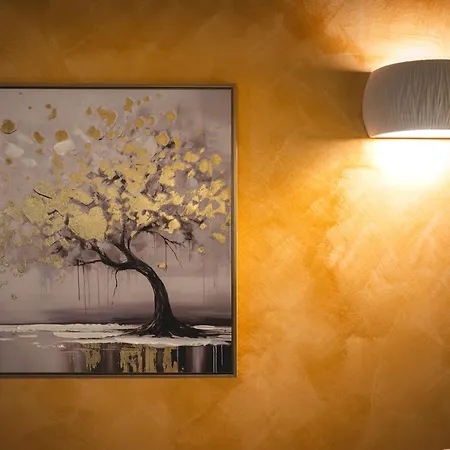 Palazzo Canetti - Piazza Grande - & - Easy Self Check-in 3* لوكارنو