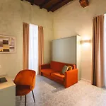 Palazzo Canetti - Piazza Grande - & - Easy Self Check-in Gæstehus Locarno