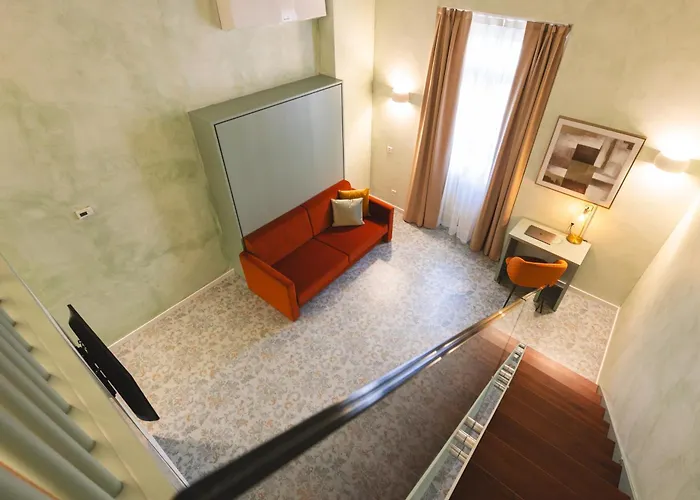 Palazzo Canetti - Piazza Grande - & - Easy Self Check-in Vendégház