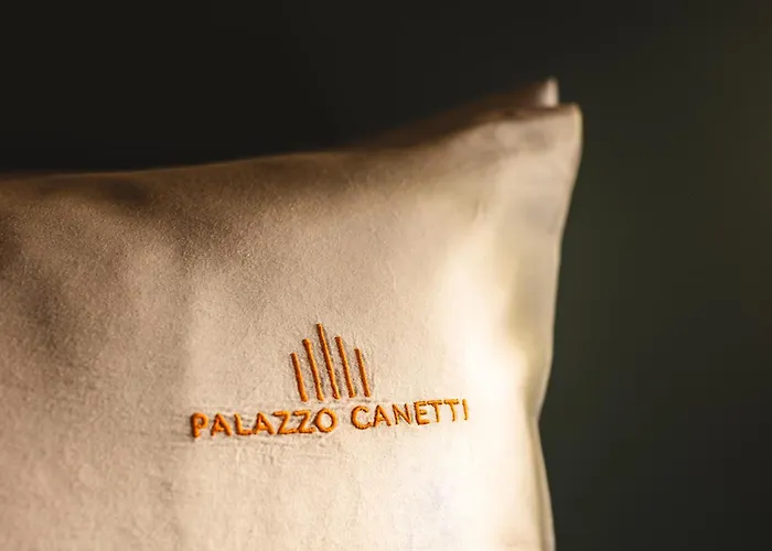 Palazzo Canetti - Piazza Grande - & - Easy Self Check-in Vendégház Locarno