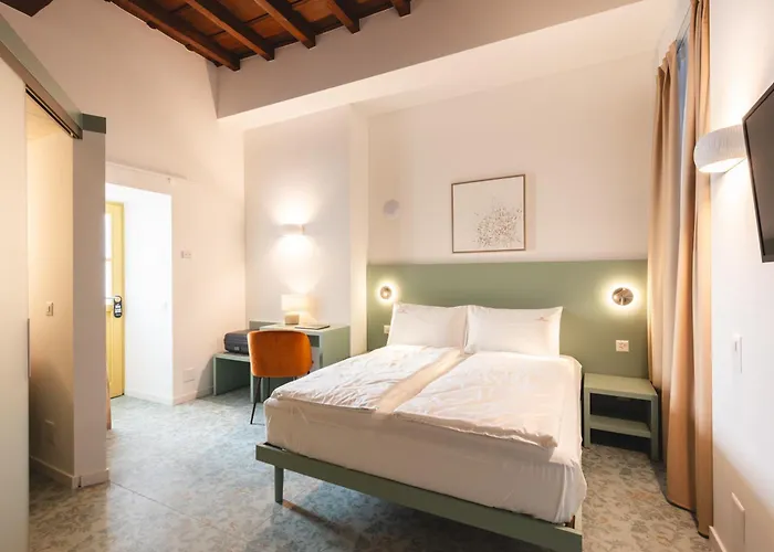 Palazzo Canetti - Piazza Grande - & - Easy Self Check-in Vendégház