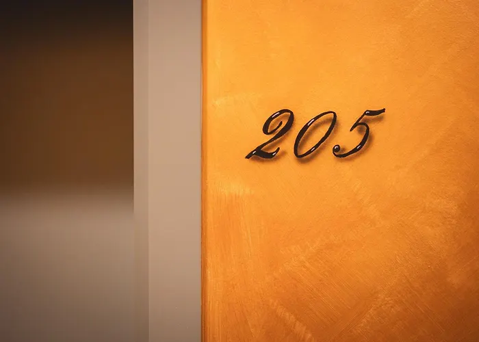 Palazzo Canetti - Piazza Grande - & - Easy Self Check-in Vendégház Locarno